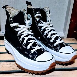 Converse Unisex Run Star Hike Canvas Hightop Sneaker